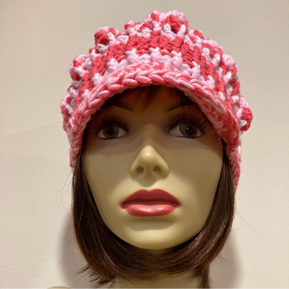 Barbie Pinkalicious hand knit newsboy cap with visor